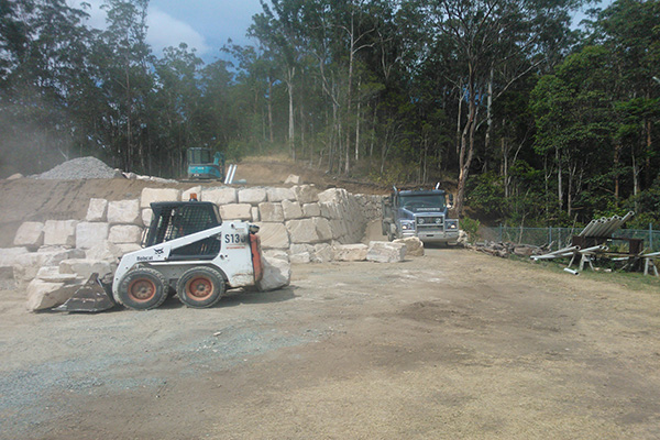 Random Sandstone Retaining Wall on the Sunshine Coast